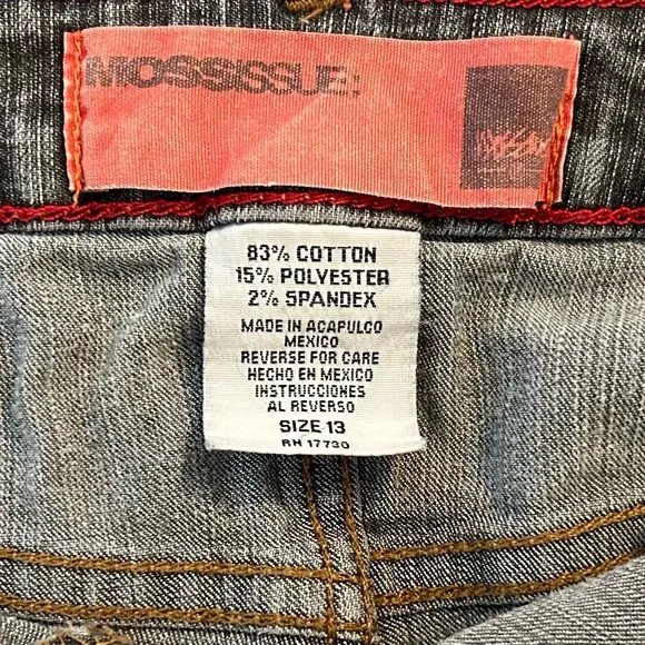 Mossimo distressed cut off short shorts- size 13 - Picture 3 of 7